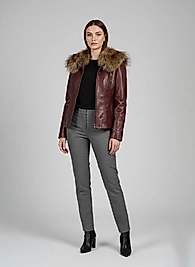 Fermuarlı Cepli Yakası Kürklü Koyu Kahverengi Deri Ceket